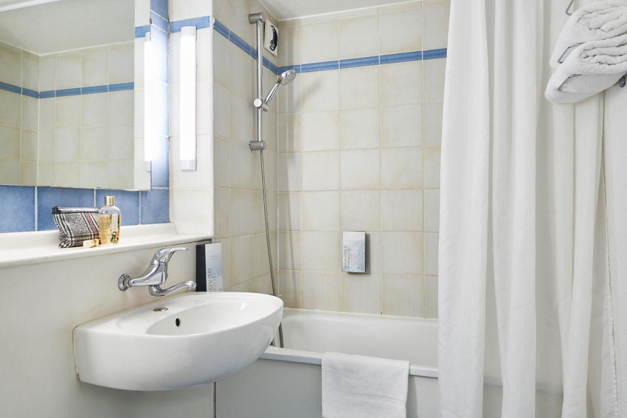 Kyriad Direct Lyon Sud - Шас-сюр-Рон Экстерьер фото